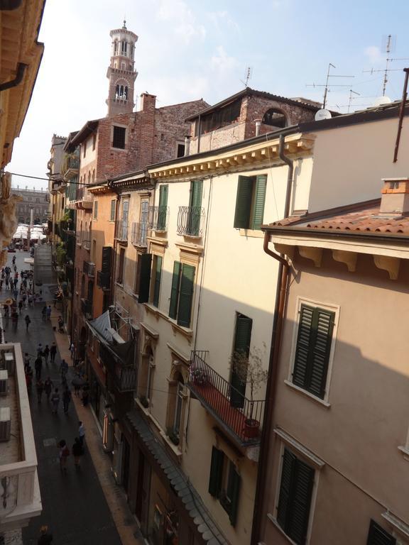فندق Il Cappello Di Giulietta فيرونا الغرفة الصورة